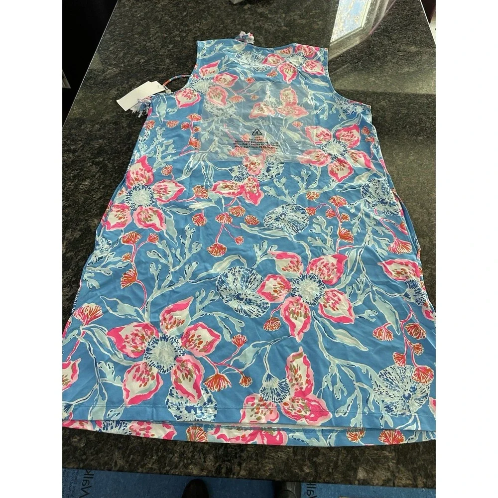 Lilly Pulitzer this beautiful